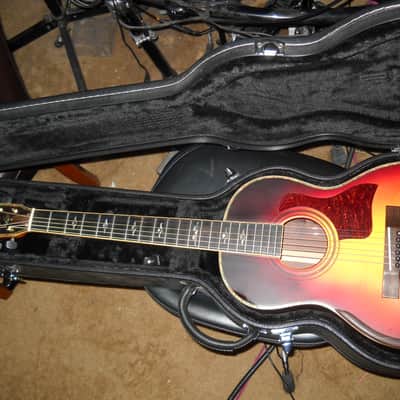 Fowlcon Guitar Company Hand Made 'Yulong Guo' Parlor Guitar "Sunburst" w/OHSC image 6