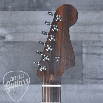Pre-Owned Fender Limited Edition American Professional Jazzmaster Rosewood - Shell Pink with Hard Shell Case image 4