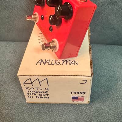Analogman King of Tone V4, High Gain Both Sides, Second Output Jack and Mode Toggle Switch image 2