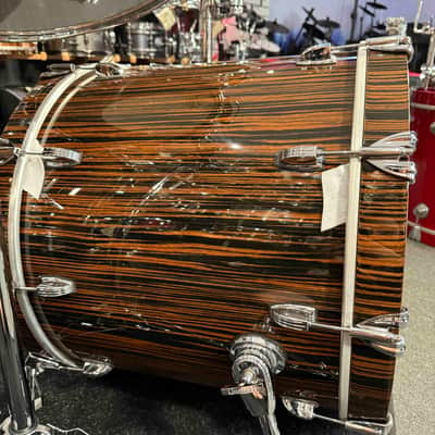 ~RARE!~ Ludwig Classic Maple 6-Piece 8/10/12/14/16/22 Drum Kit Set in Exotic Macassar Ebony Lacquer with SKB Soft Cases (Rm 4) image 12