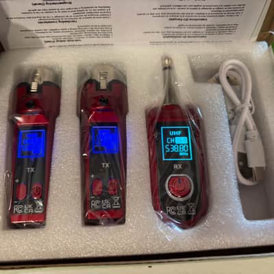 UHF Wireless K-006 Wireless Microphone Set - (2) Transmitters, (1) Receiver - Red - BRAND NEW image 2