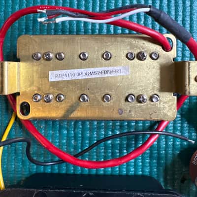 Ibanez Quantum HSH pickup set with wiring harness - Black image 3