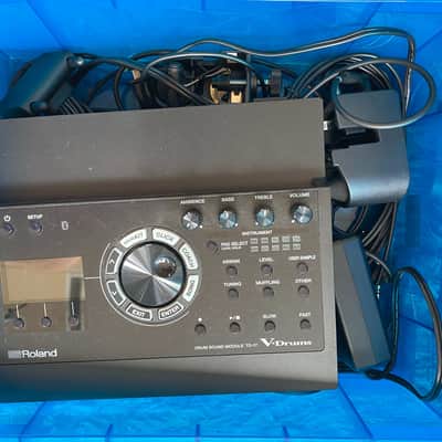 Roland TD-17 V-Drum Kit with Mesh Pads image 7