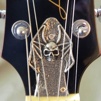 SKULL Epiphone Les Paul Studio Guitar with custom made metal Knobs tailpiece ect image 7