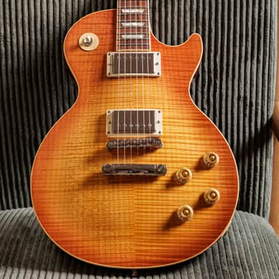 Gibson Les Paul Standard Premium Plus 2005 - Honeyburst image 3
