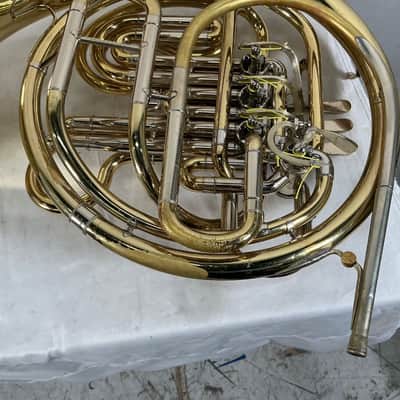 Holton H378 Double French Horn - w/ Hard Case image 8