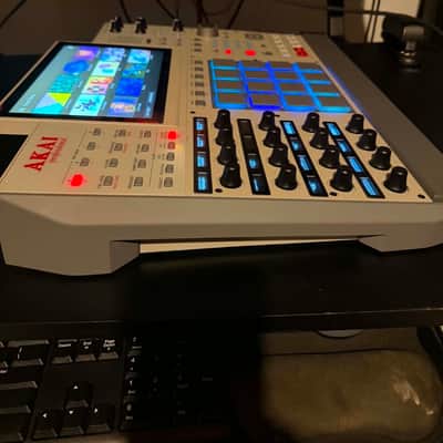 Akai MPC X Special Edition Standalone Sampler / Sequencer 2023 - Present - Grey image 8