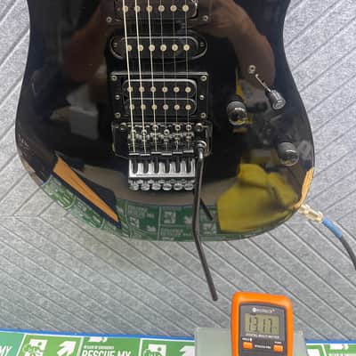 Ibanez RG270B-BK Standard 1990's SEE CRACK IN THE FINISH image 19