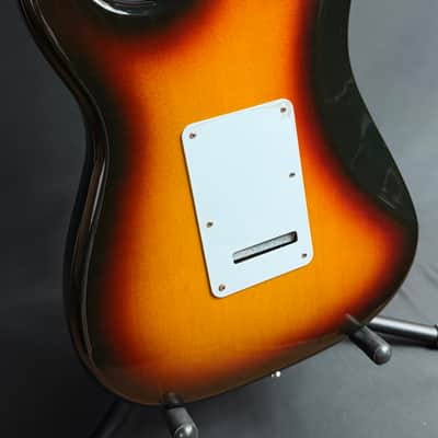 Fender Deluxe Roadhouse Stratocaster Electric Guitar Brown Sunburst w/ Gig Bag image 13