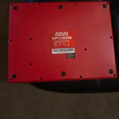 Akai MPD226 2015 - Present - Black image 2