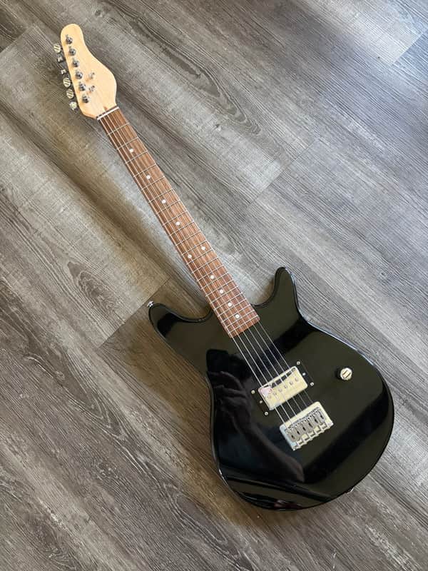 Custom Short scale Strat style electric guitar 2025 - Black image 1
