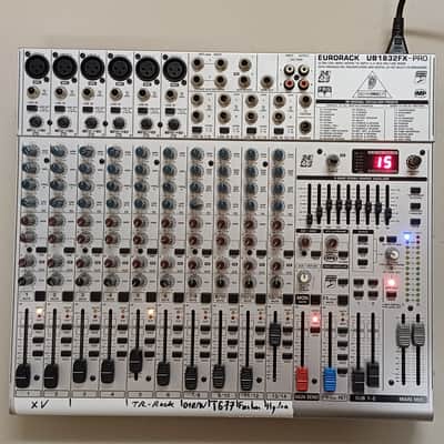 Behringer Eurorack UB1832FX-PRO - Gearspace