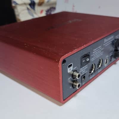 Focusrite Scarlett 18i8 2nd Gen USB Audio Interface 2016 - 2018 - Red / Black image 3