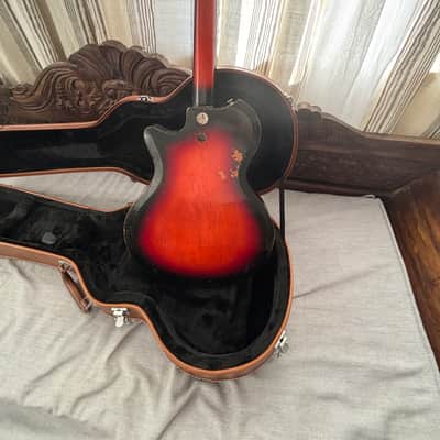 Airline Town and country 1960 - Red burst image 3