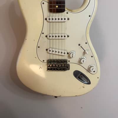 Nash S-63 White image 3