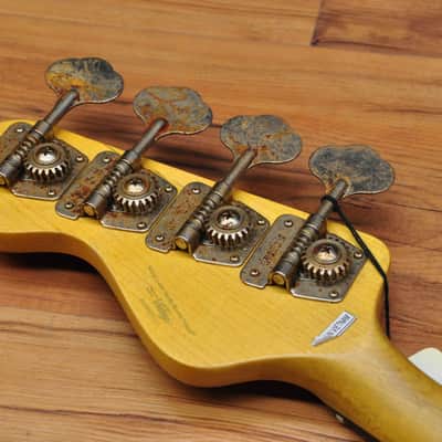 Vintage VJ74 Icon Fretless Bass - Sunset Sunburst image 20