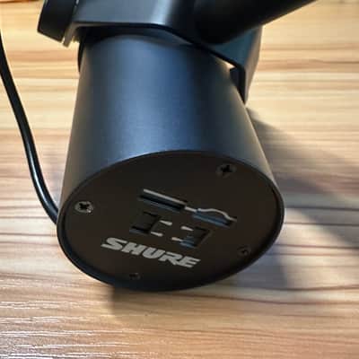 Shure SM7B Cardioid Dynamic Microphone 2001 - Present - Black image 5