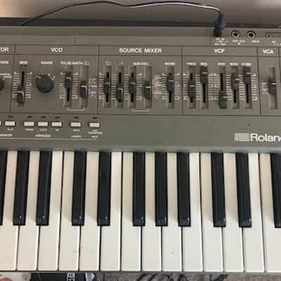 Roland SH-101 32-Key Monophonic Synthesizer 1982 - 1986 - Gray
