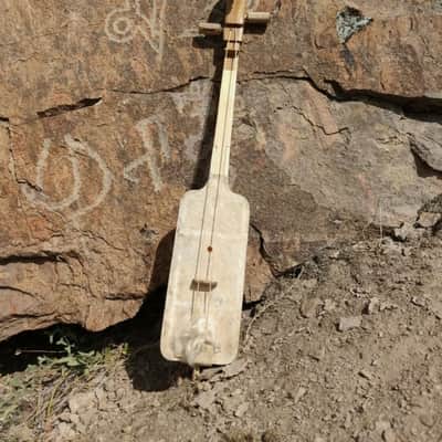 igil (bowed musical instrument) image 6