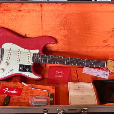 Fender American Vintage II 61 Stratocaster - Fiesta Red /8lbs. 0.2oz. #V2441038 image 1