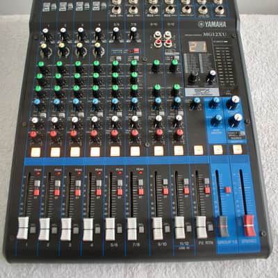 Yamaha MG12XU 12-Channel Analog Mixer 2016 - Present - Black image 2