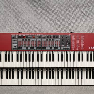 Nord C2 Dual Key + Softbag โ
ULTRA RARE from ยด70sโ
Professional Synthesizer/ Keyboard / Combo Organ โ
Cleaned & Full Checked โ
image 4
