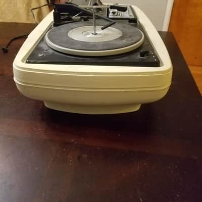 Brother Weird Atomic Age Charisma II BR-5 Quadrophonic Stereo System BSR Turntable 8-Track AM FM Radio 1970s - Cream and black Plastic image 4