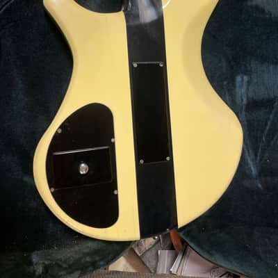 Vigier Arpège 1986 - Carbon fiber and white image 10