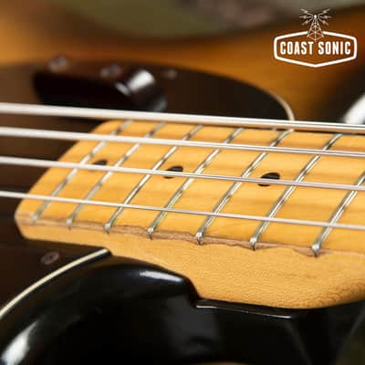 1977 Fender Mustang Bass, made in USA, sunburst, with original hard case image 23