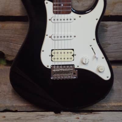 Yamaha EG112 Electric Guitar image 2