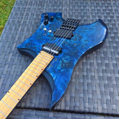 Maan-Guitars headless guitar Atlantis image 7