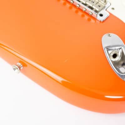 Squier Hank Marvin Stratocaster 1991 Fiesta Red image 11