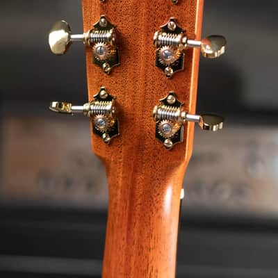 Martin 000-18 Modern Deluxe Acoustic Guitar with Hardshell Case image 7