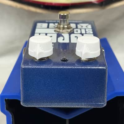Lovepedal Custom Effects Super Sic Tone Fuzz Pedal image 5