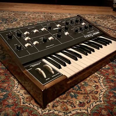 Moog  Prodigy - Modded