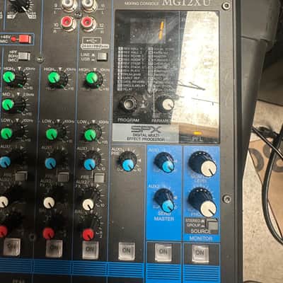 Yamaha MG12XU 12-Channel Analog Mixer 2016 - Present - Black image 2