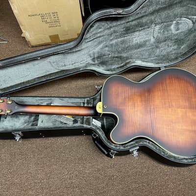 WASHBURN J600 Jazz Venetian Cutaway electric hollow-body GUITAR new w/ Washburn Case image 3