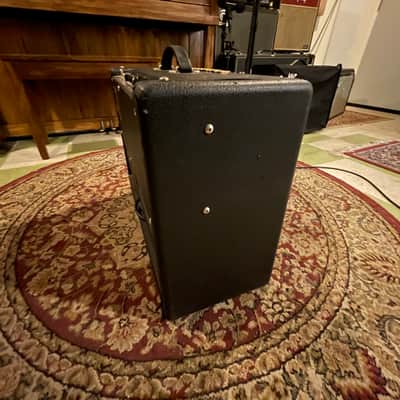 Fender Hot Rod Deluxe 3-Channel 40-Watt 1x12" Guitar Combo 2002 - 2010 - Black image 5