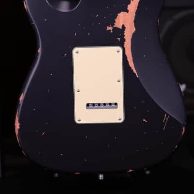 Dhatarattha HSS Strat-Style – Black Over Sunburst Nitro Relic image 9