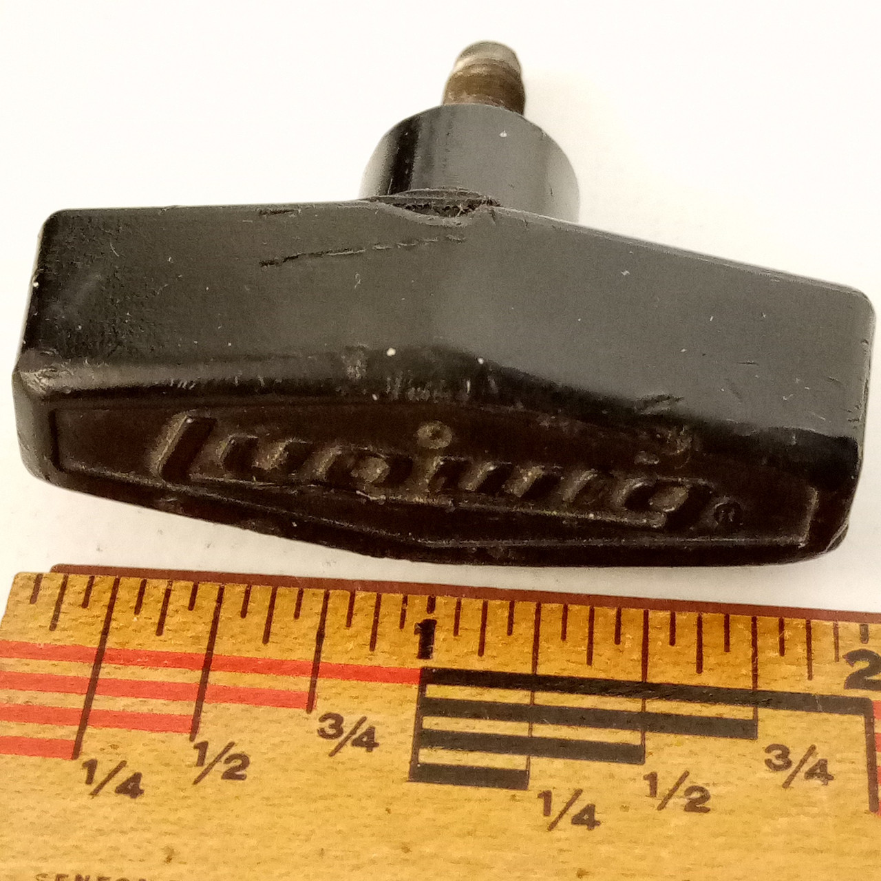 Ludwig 13/16"x1/4"-28tpi Vintage Hercules Wing Screw Black Plastic T-Handle Knob — main photograph