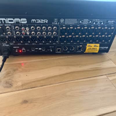 Midas M32R LIVE Digital Mixing Console 2018 - Present - Black image 4