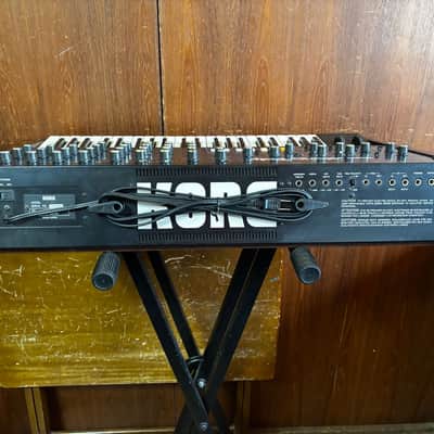 Korg Mono/Poly MP-4 monophonic/polyphonic Synthesizer w/ gig bag image 8