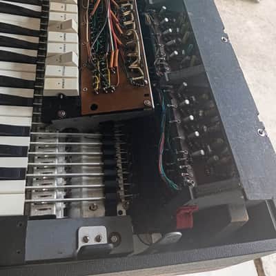 Farfisa Combo Compact 61-Key Organ 1964 - 1968 - Red with Black-White / White-Black Keys image 2