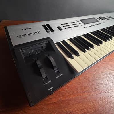 Kawai K5000S 61-Key Digital Synthesizer 1996 - Silver / Black