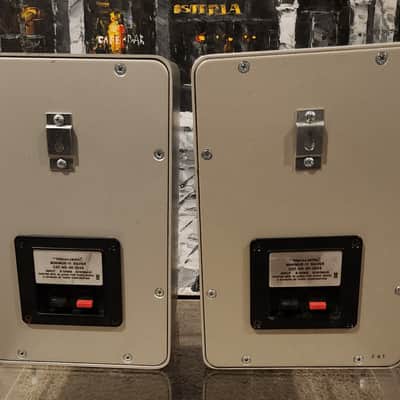 Realistic Realistic Minimus 11 two-way bookshelf speaker 90s - Grey metal image 6
