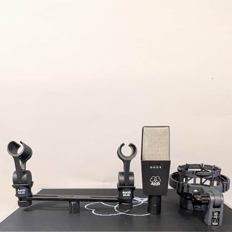 AKG C414 B ULS Large Diaphragm Multipattern Condenser Microphone