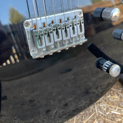 Line 6 Variax 500 2000s - Black with footswitch image 3
