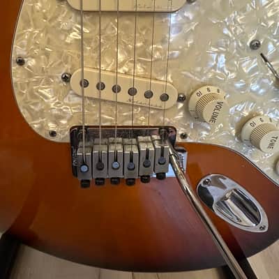 Fender Stratocaster Plus Deluxe 1997 - Sunburst image 3