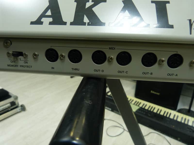 Akai MX1000 76 keys MIDI controller | Reverb