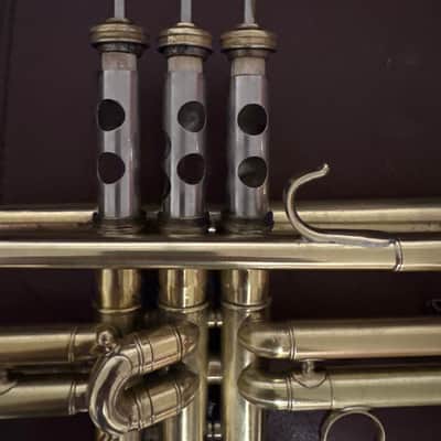 Conn 10B (New Era) (1935) (Medium Bore) Bb Trumpet SN 300537 (rare) (100% new clear lacquer) image 5